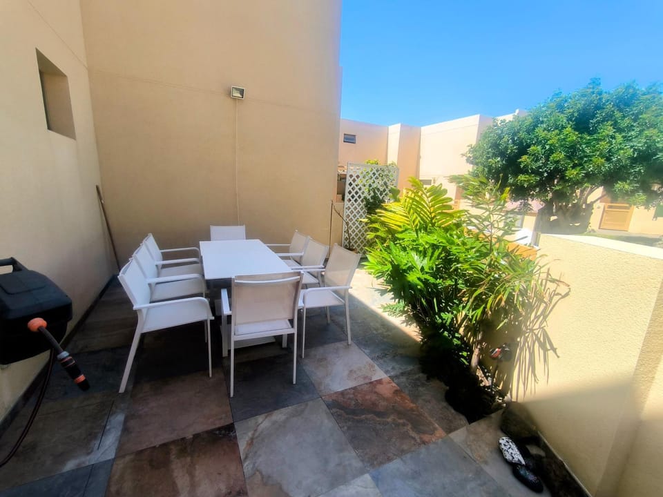 Patio, Seating area, Dining area