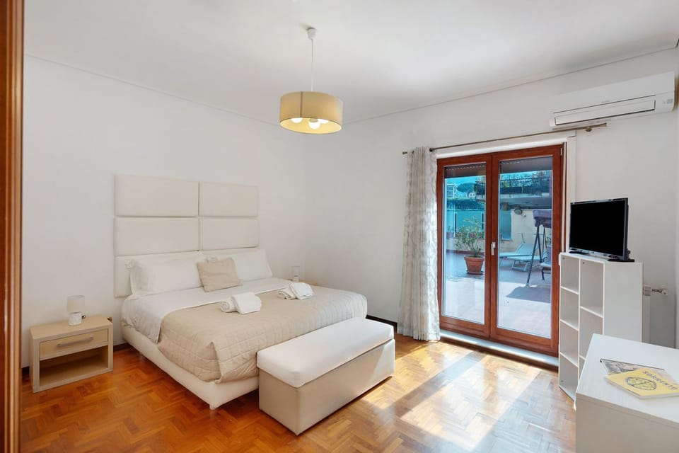 Property building, Living room, Bedroom