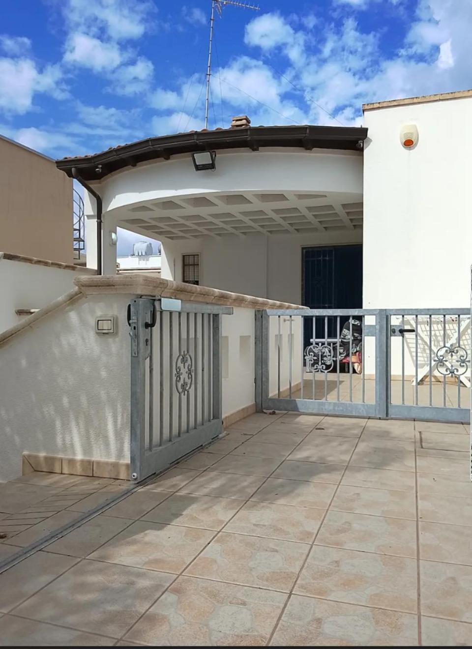 MAHIA SOPRA by SALENTO OASIS House in Apulia