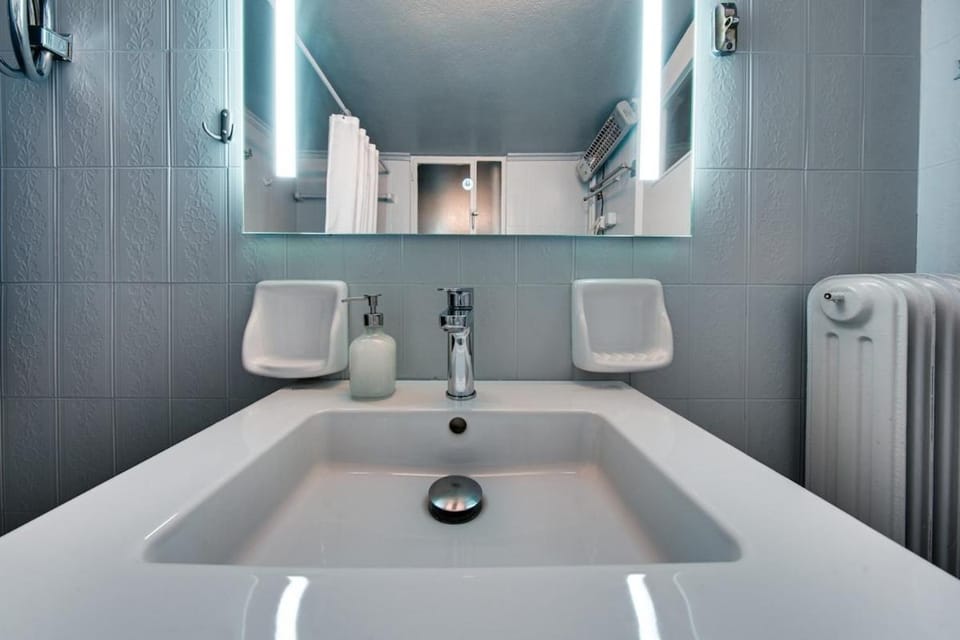 Joyo Flat Downtown in Exarcheia Apartment in Athens