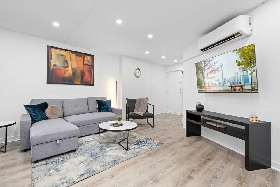 Living room, air conditioner