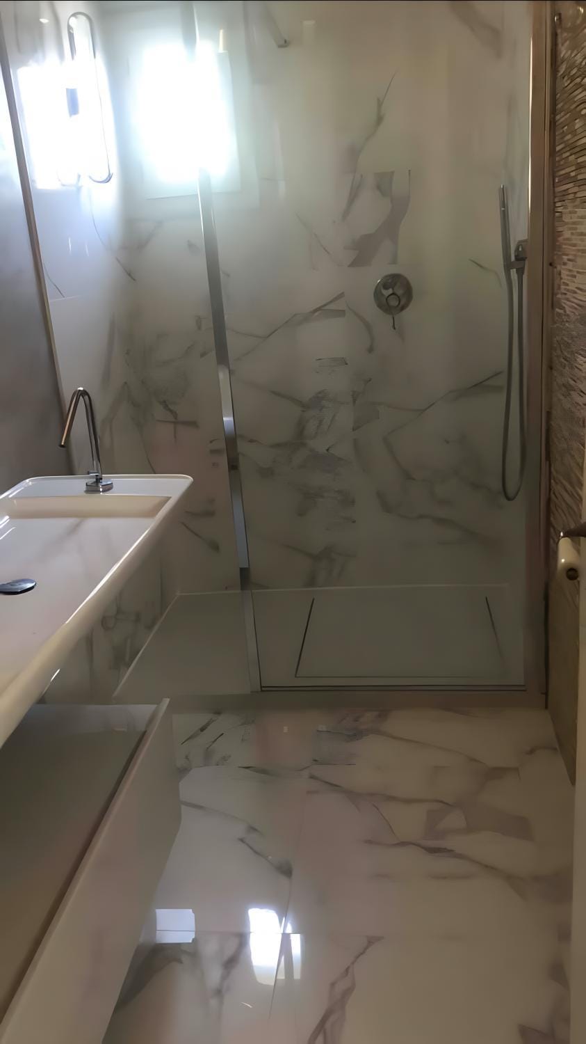 Bathroom, Living room