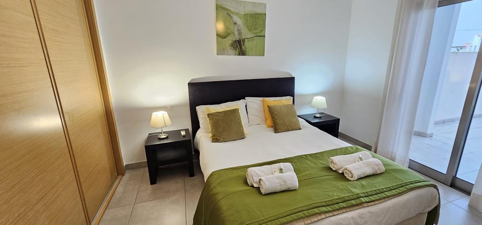 Bed, Bedroom, wardrobe