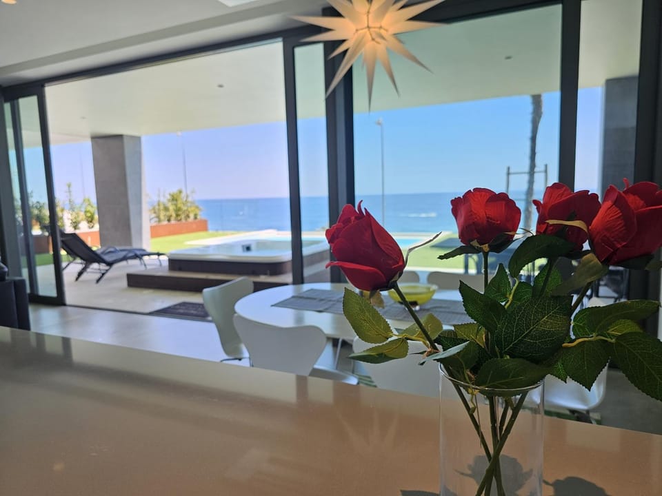 Finisterra Deluxe Apartment in Guia