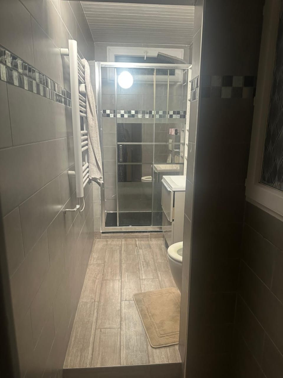 Chambre privée dans une maison 1 Vacation rental in Île-de-France