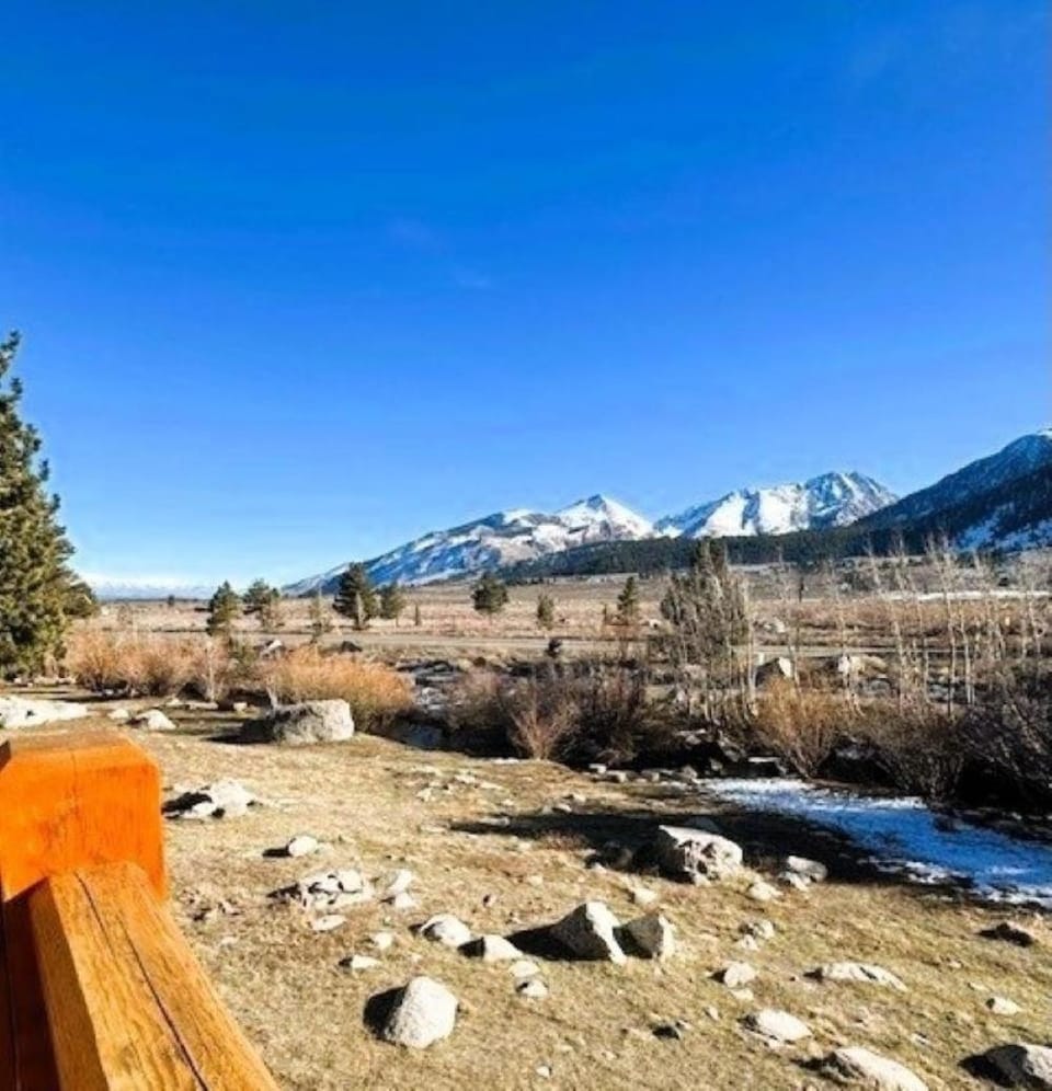 Mammoth Creek Unit 32 House in Mammoth Lakes