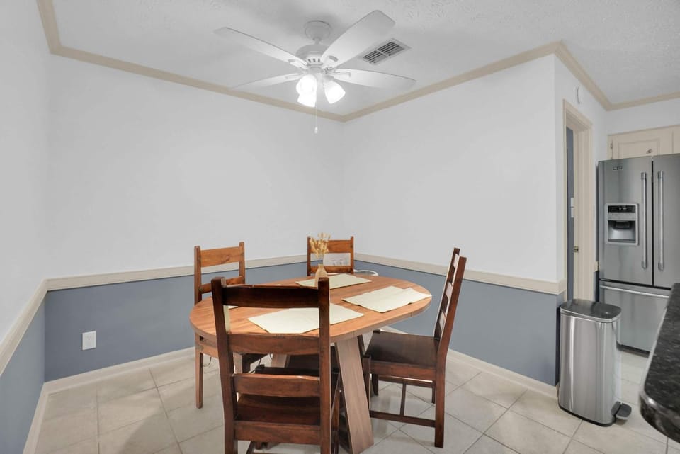 Spacious 4BR Family Home with Game Room House in Montgomery