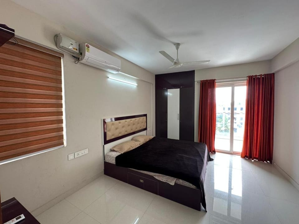 3bhk exucutive apartment Trivandrum Kims hospital,Airport, Lulu, Medical collage Apartment in Thiruvananthapuram