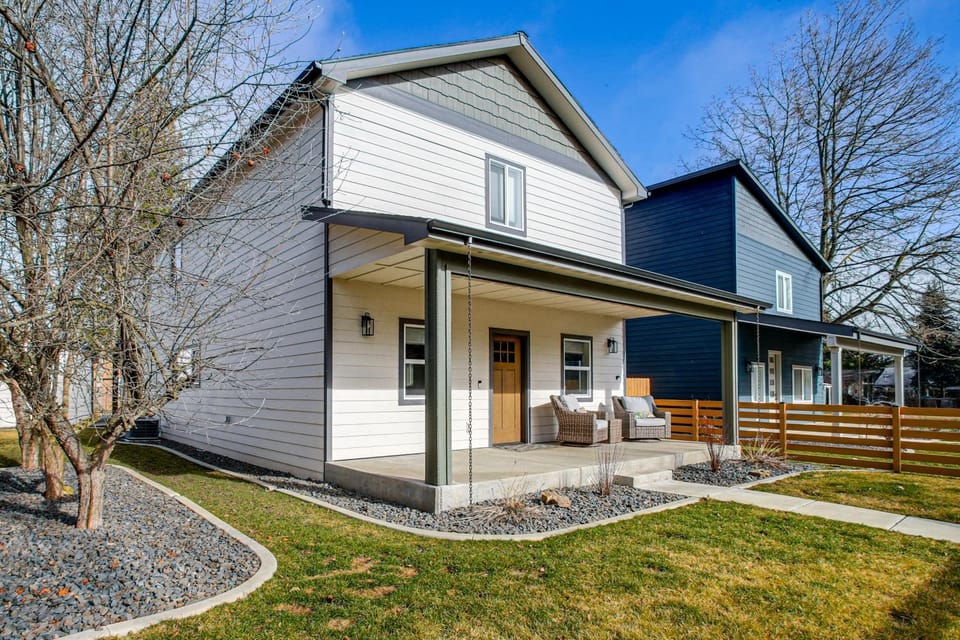 1 Mi to Lake Coeur d'Alene: Pet-Friendly Getaway House in Coeur dAlene