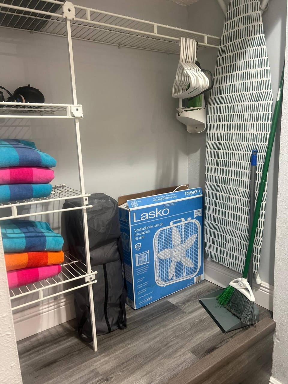 Condo Epic Universal Disney Free Parking Apartment in Bay Lake