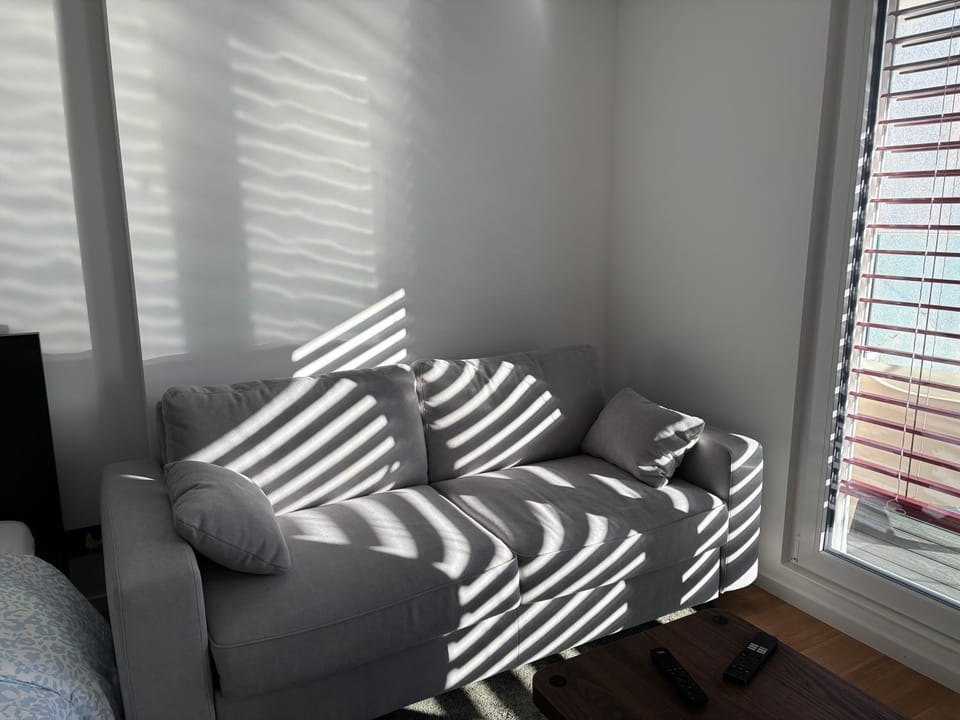 2 minutes walking from Lausanne Train station Apartment in Lausanne