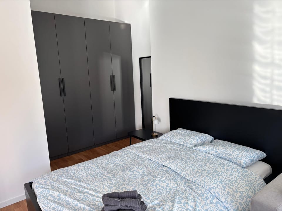 2 minutes walking from Lausanne Train station Apartment in Lausanne