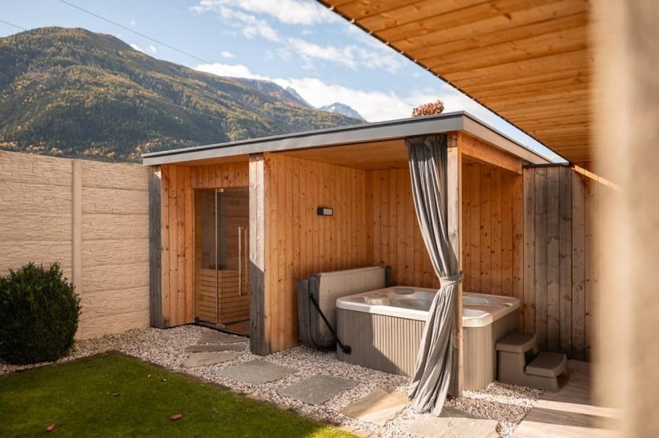 Amolaris Garden Lodges & Guesthouse Nature lodge in Trentino-South Tyrol