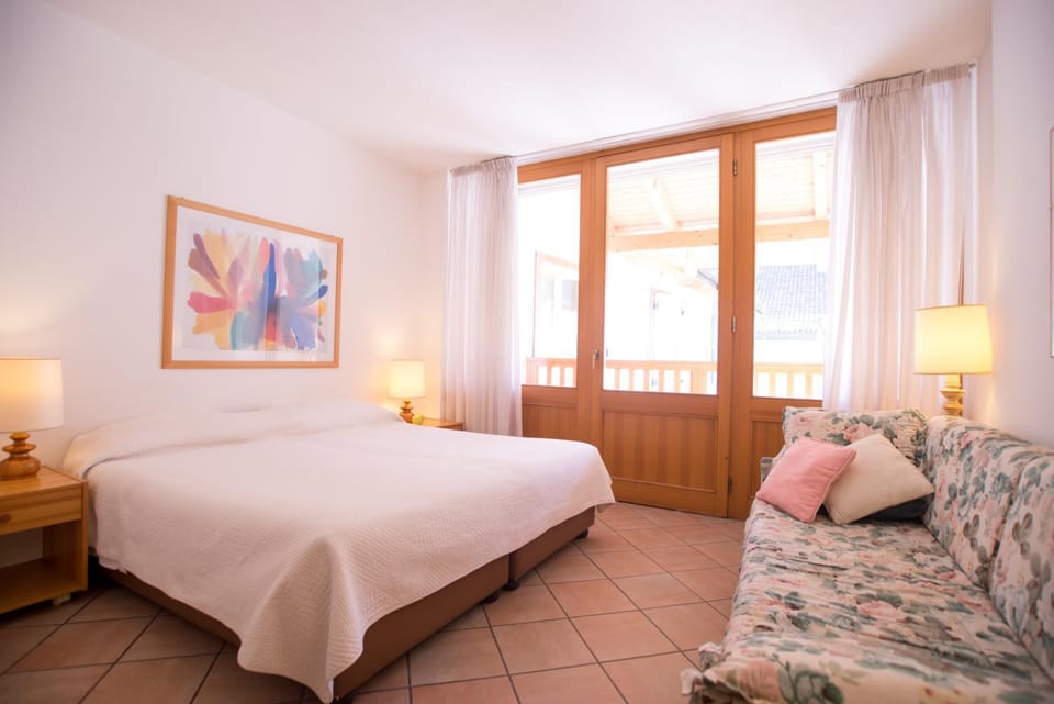 Bed, Balcony/Terrace, Bedroom