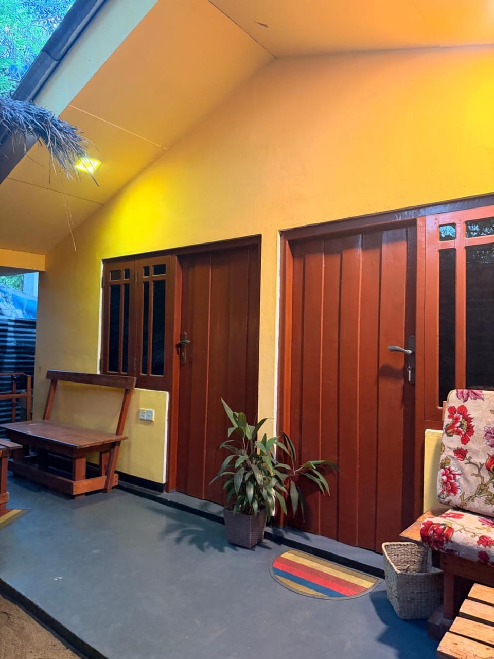 Pura Vida Surf N Stay Bed and Breakfast in Sri Lanka