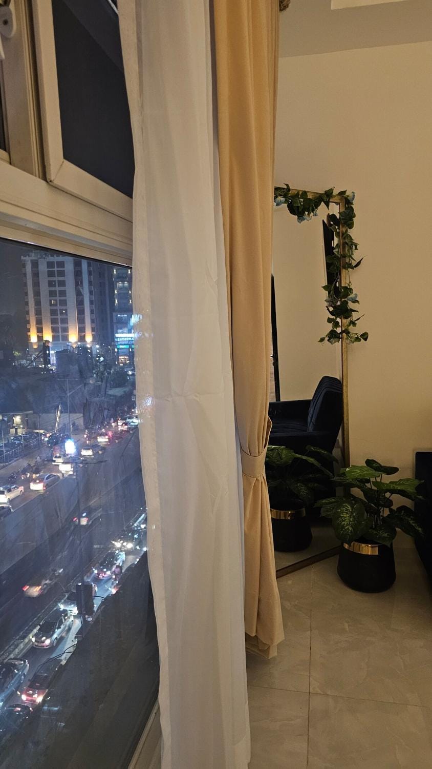 Premium 1BHK , Central Gulberg, MMalam Rd Apartment in Lahore
