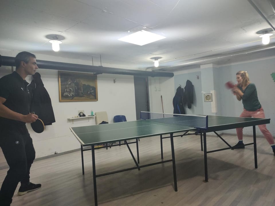 Table tennis
