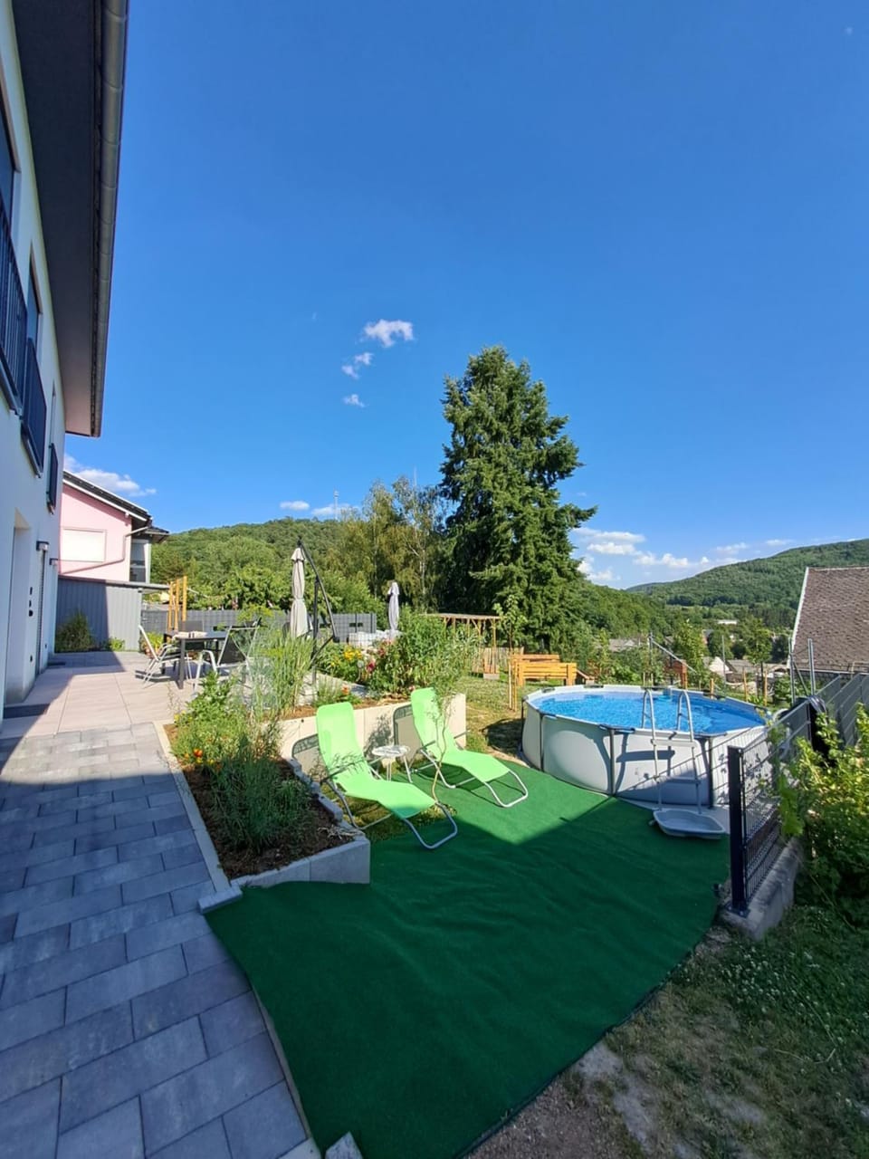 Garden, Swimming pool, sunbed