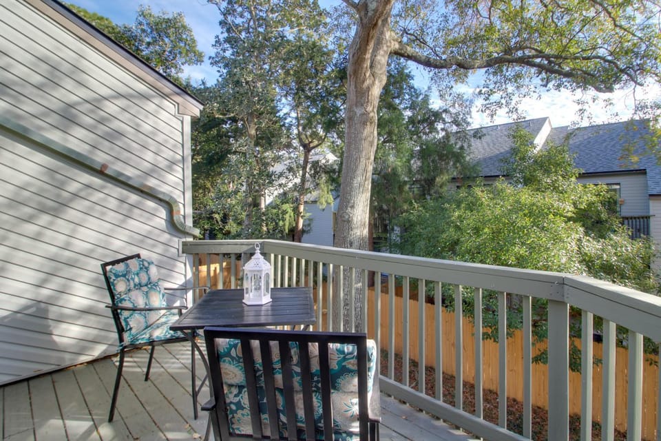 Sun, Surf & Sand in Fort Walton Beach! Cozy Condo House in Fort Walton Beach