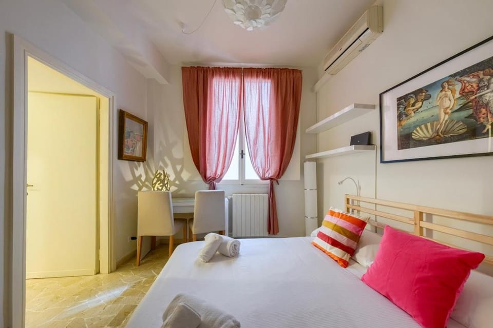 CozySignoriaVenere Apartment in Florence