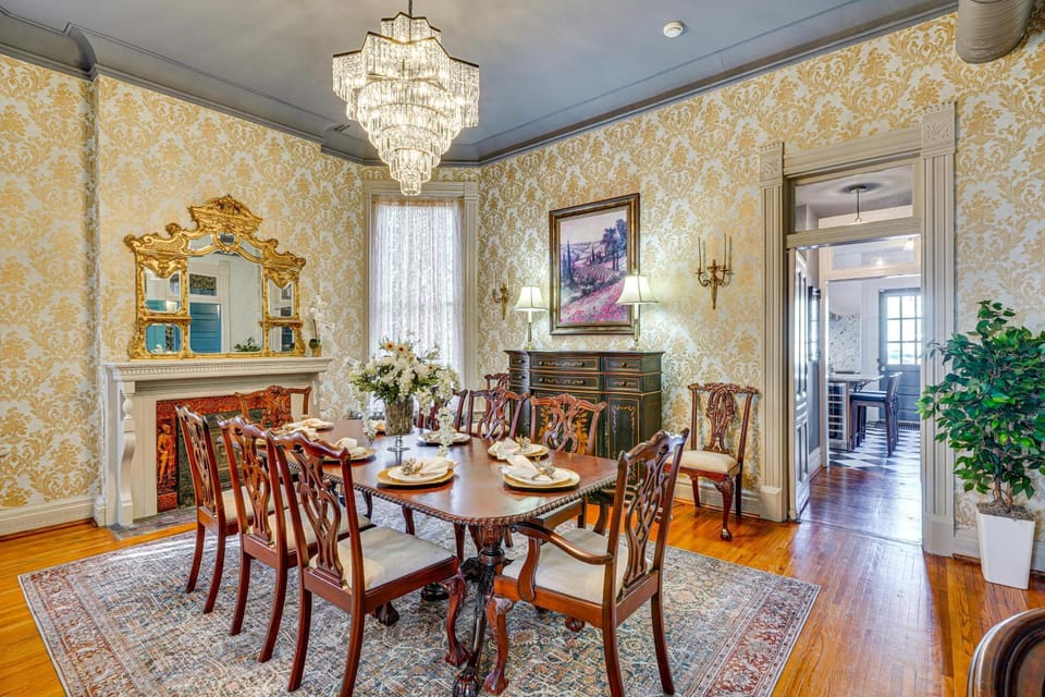‘Queen Anne Manor' in Old West End w/ Elevator House in Danville