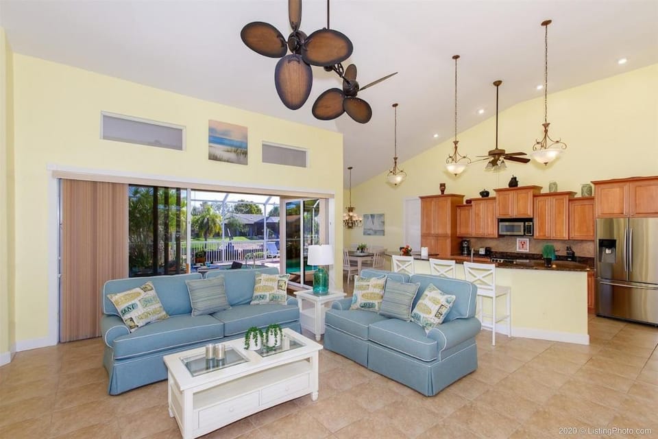 Canale Grande - Beautiful Home near Tarpon Point Villa in Cape Coral