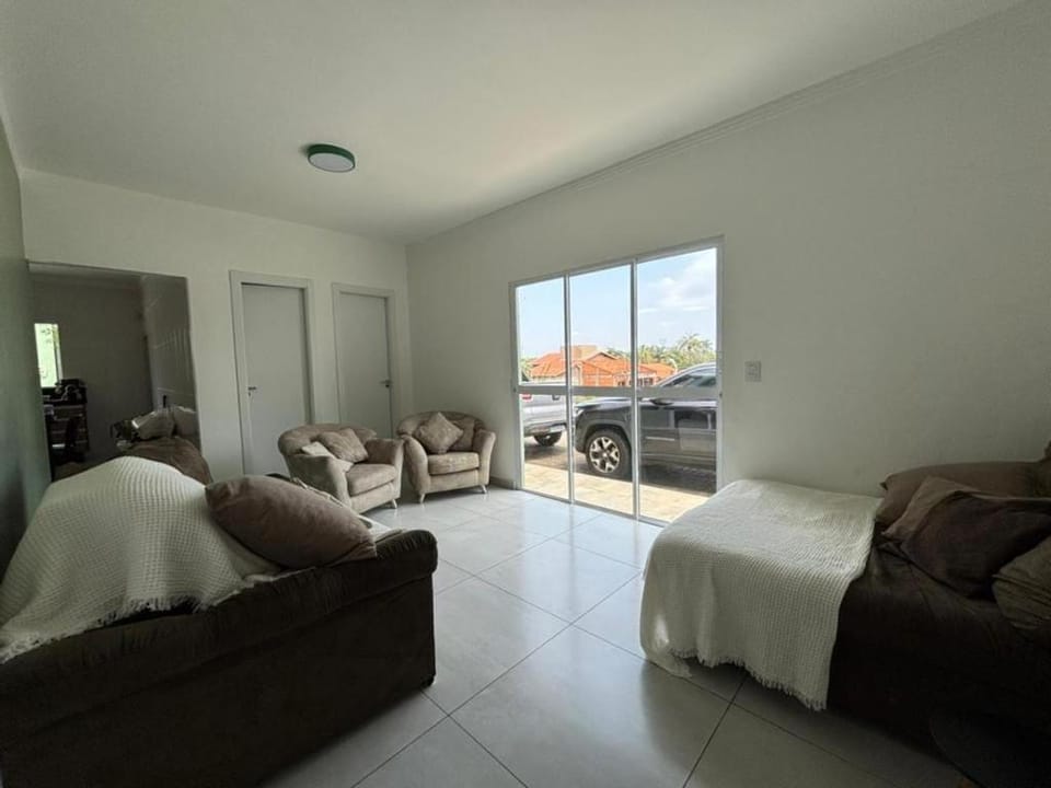 Practical and comfortable retreat for your stay Villa in State of São Paulo