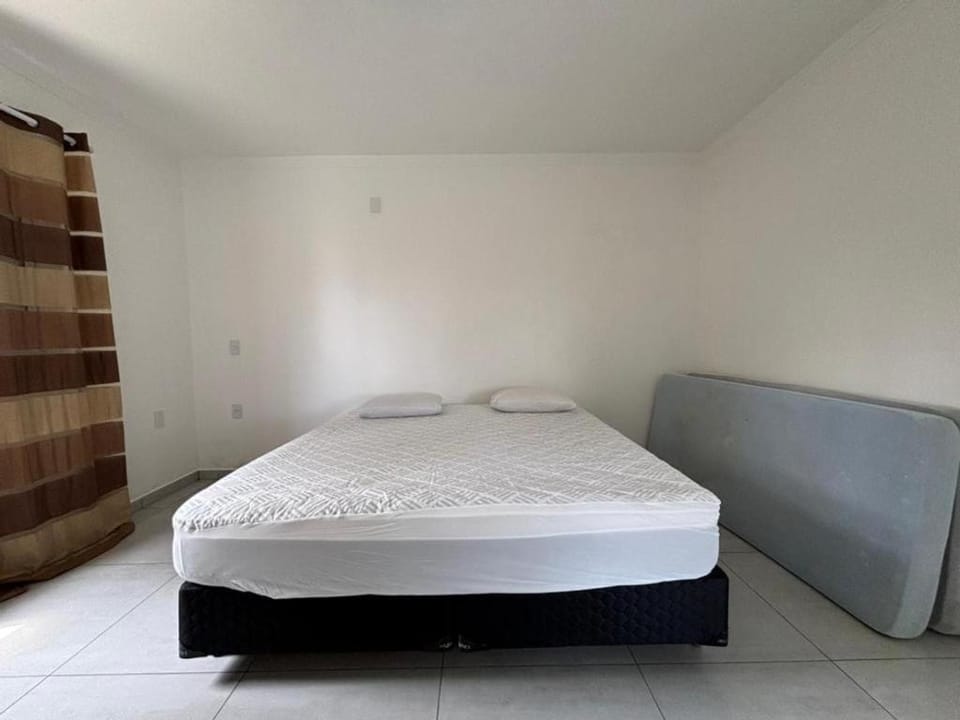 Practical and comfortable retreat for your stay Villa in State of São Paulo