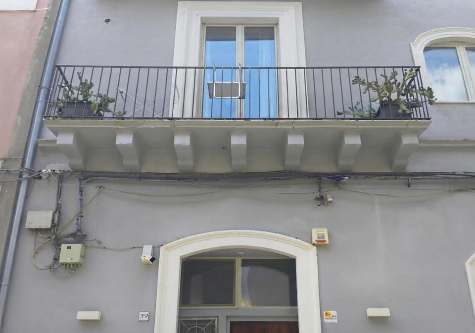 Property building, Balcony/Terrace