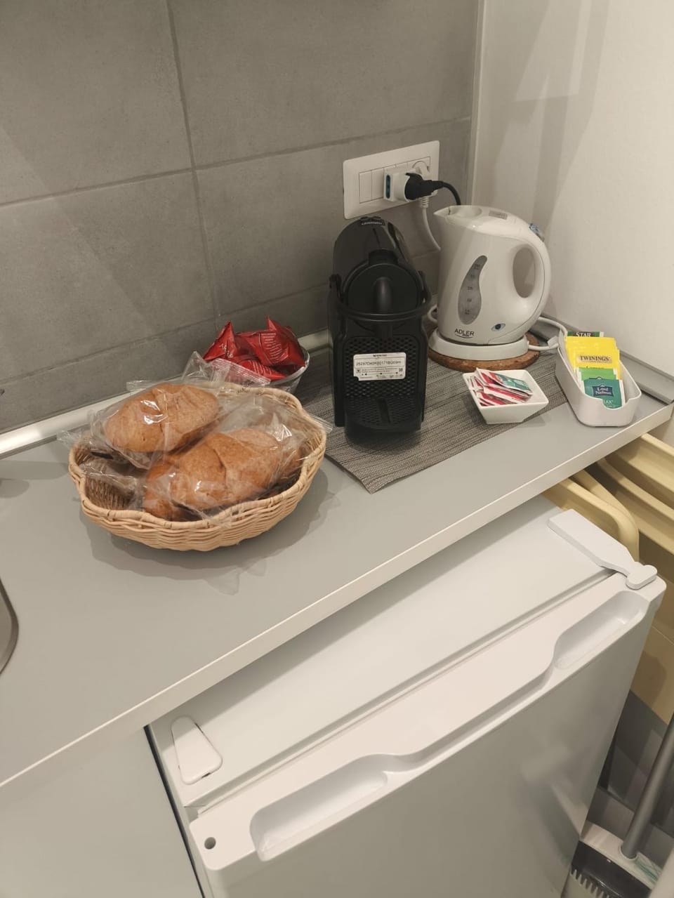 Coffee/tea facilities, Italian breakfast