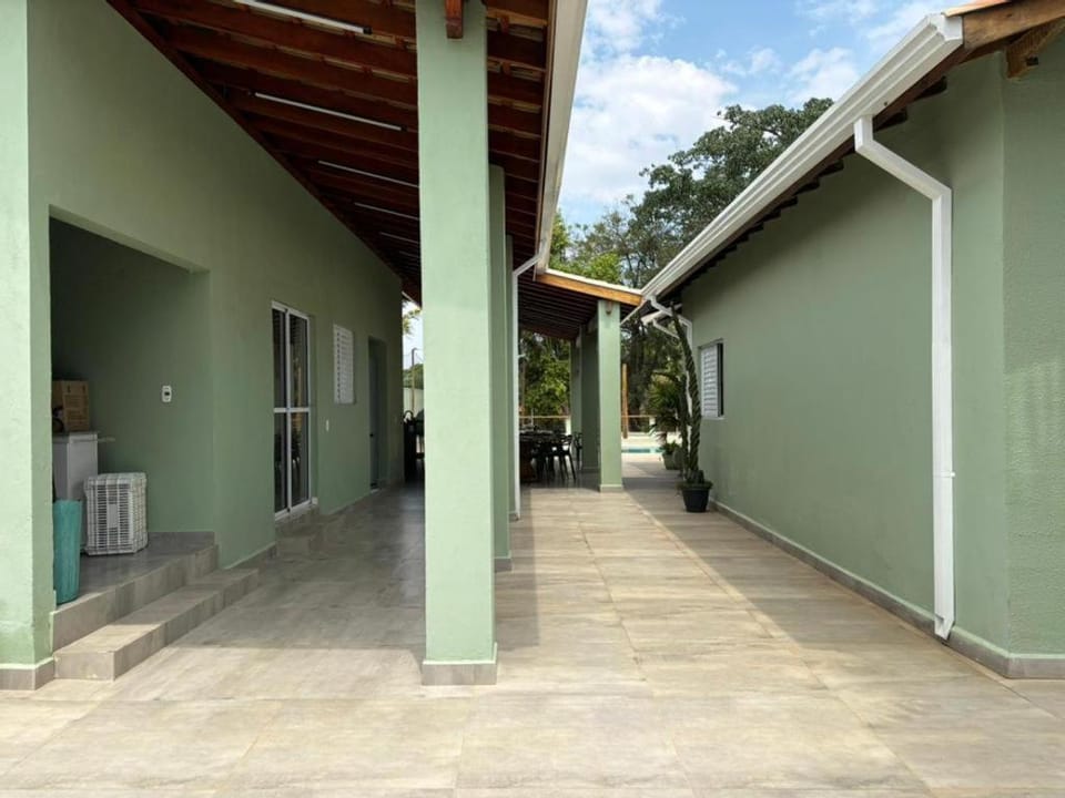 Practical and comfortable retreat for your stay Villa in State of São Paulo