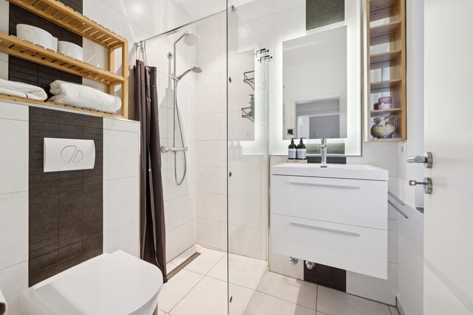 Studio mit Klimaanlage und schnellem WLAN Parkplatz und Self Check in nahe Hannover Apartment in Lower Saxony, Germany