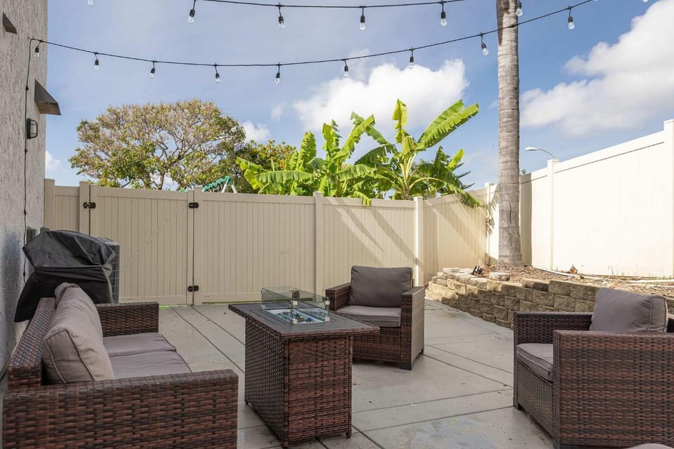 Spacious Family Home w Kids Playset And Fire Pit House in San Diego