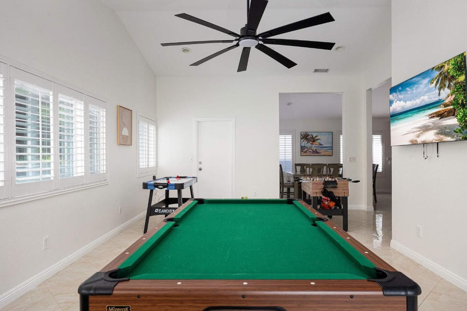 Spacious Family Home w Kids Playset And Fire Pit House in San Diego