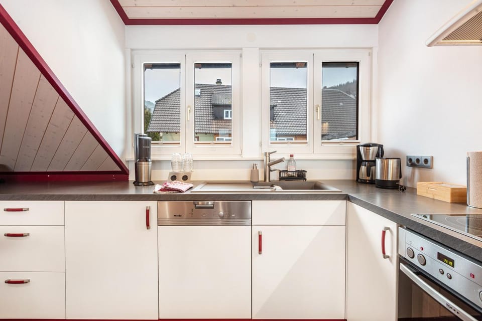 Kitchen or kitchenette, Living room