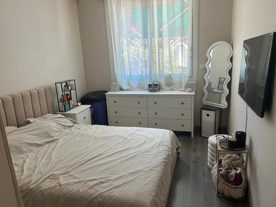 Elegant apartment in Nice with a private garden Apartment in Nice