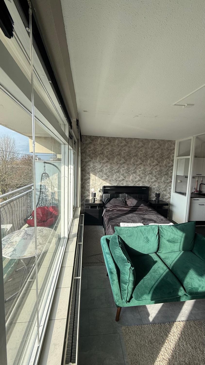 Stylish LED Studio Balcony Swing Parking by Door Apartment in Rotterdam