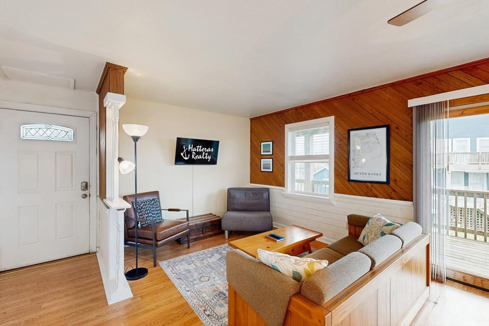 AV101 Tarpon Drive Hideaway House in Avon