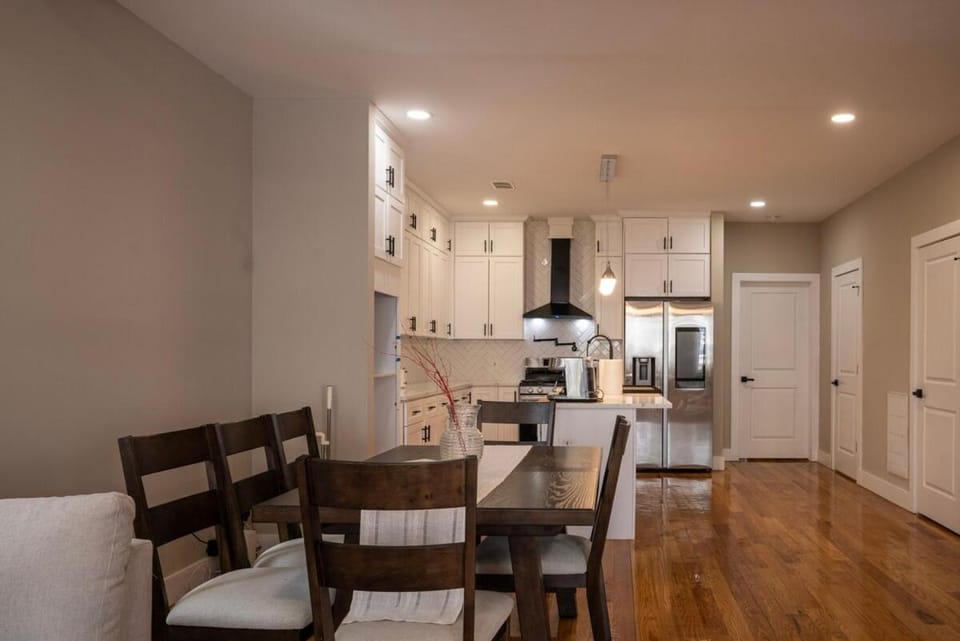 4BR5BA Luxury World Cup hub House in North Bergen
