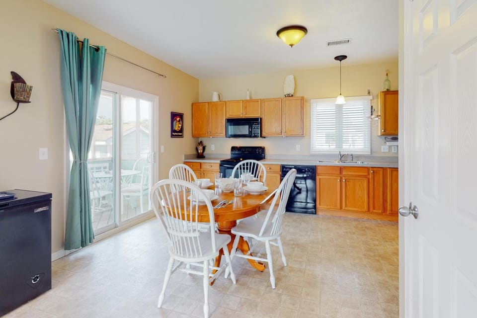 AV104 Blue Bayou House in Avon