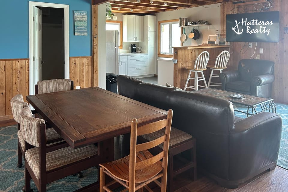 AV109 Sunset Sound Escape House in Avon