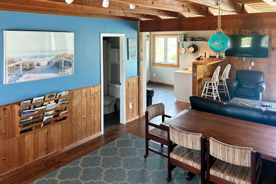 AV109 Sunset Sound Escape House in Avon