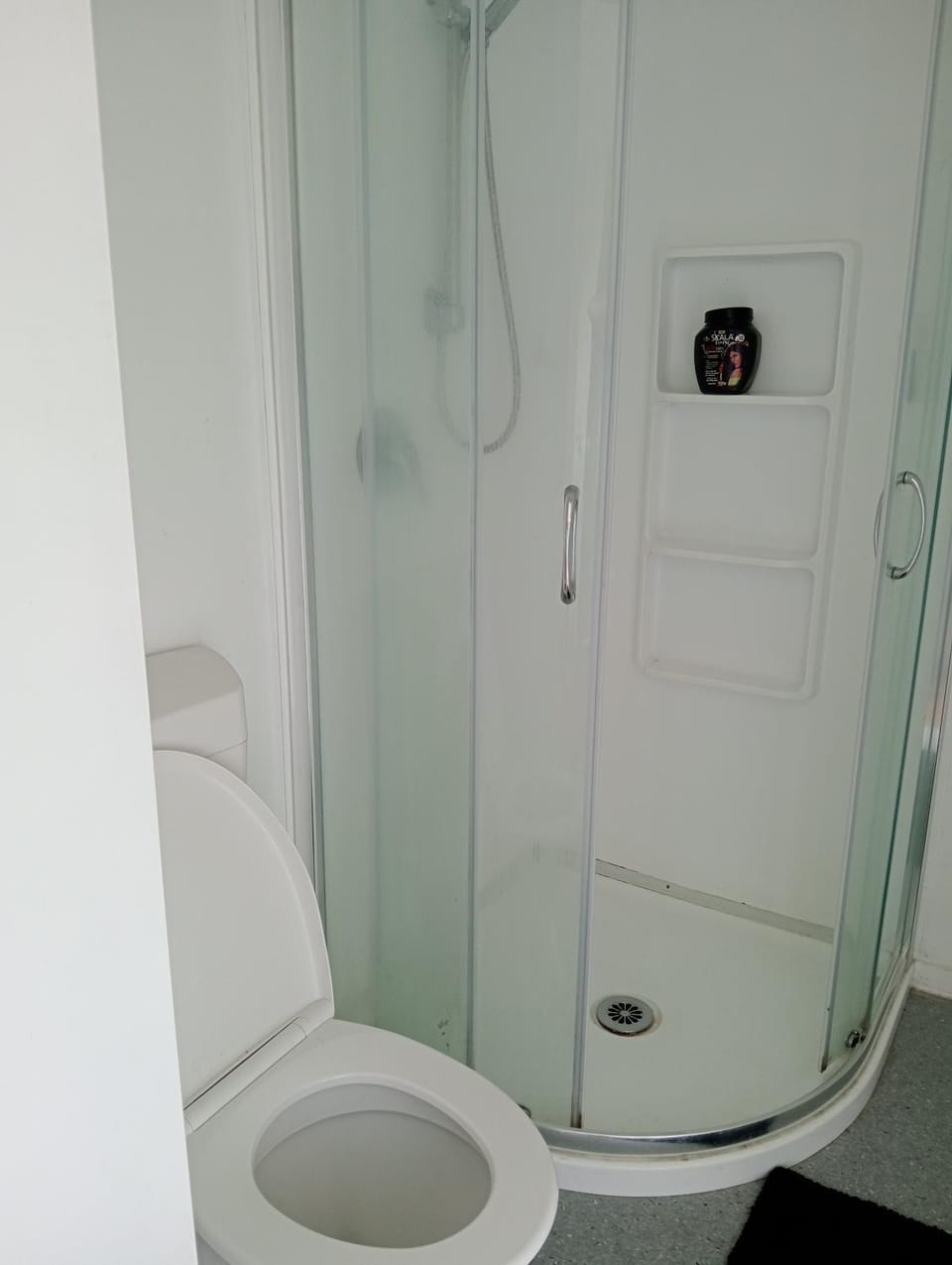 Budget shared accommodation holiday room spring city Vacation rental in Tauranga