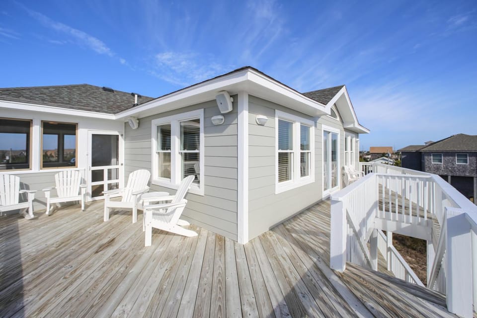 AV160 Sunshine House in Avon
