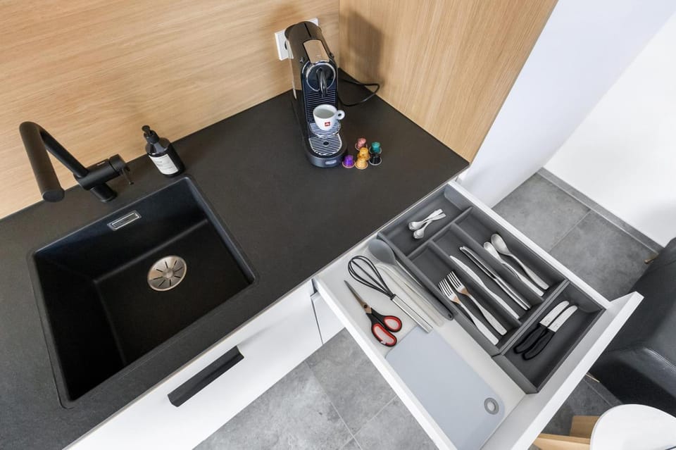 Coffee/tea facilities, Kitchen or kitchenette