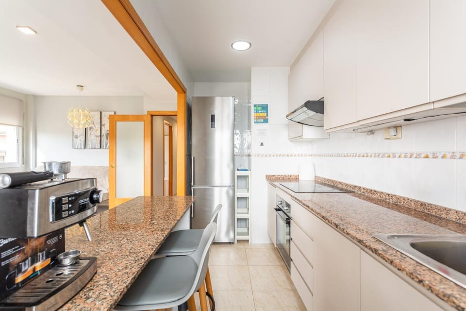 Kitchen or kitchenette, Living room
