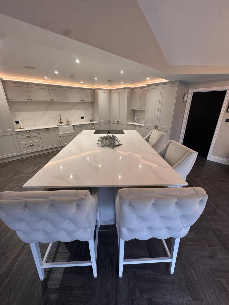 The Olive Tree Kent- Private Road All Ensuite Home House in Rochester