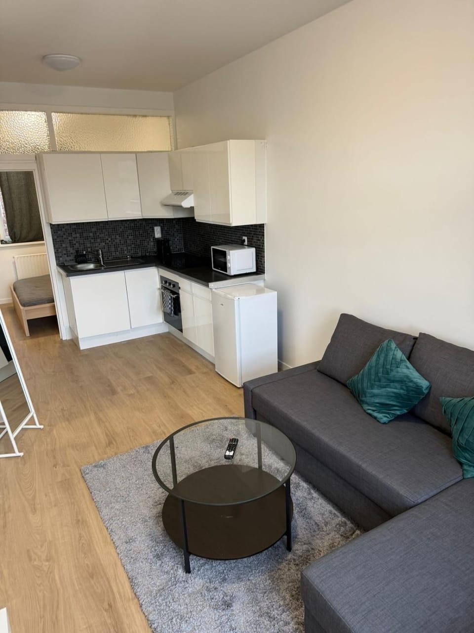 Appartement fraîchement rénové de 1 chambre et Sofa Bed en plein Cœur de Liege Apartment in Liège