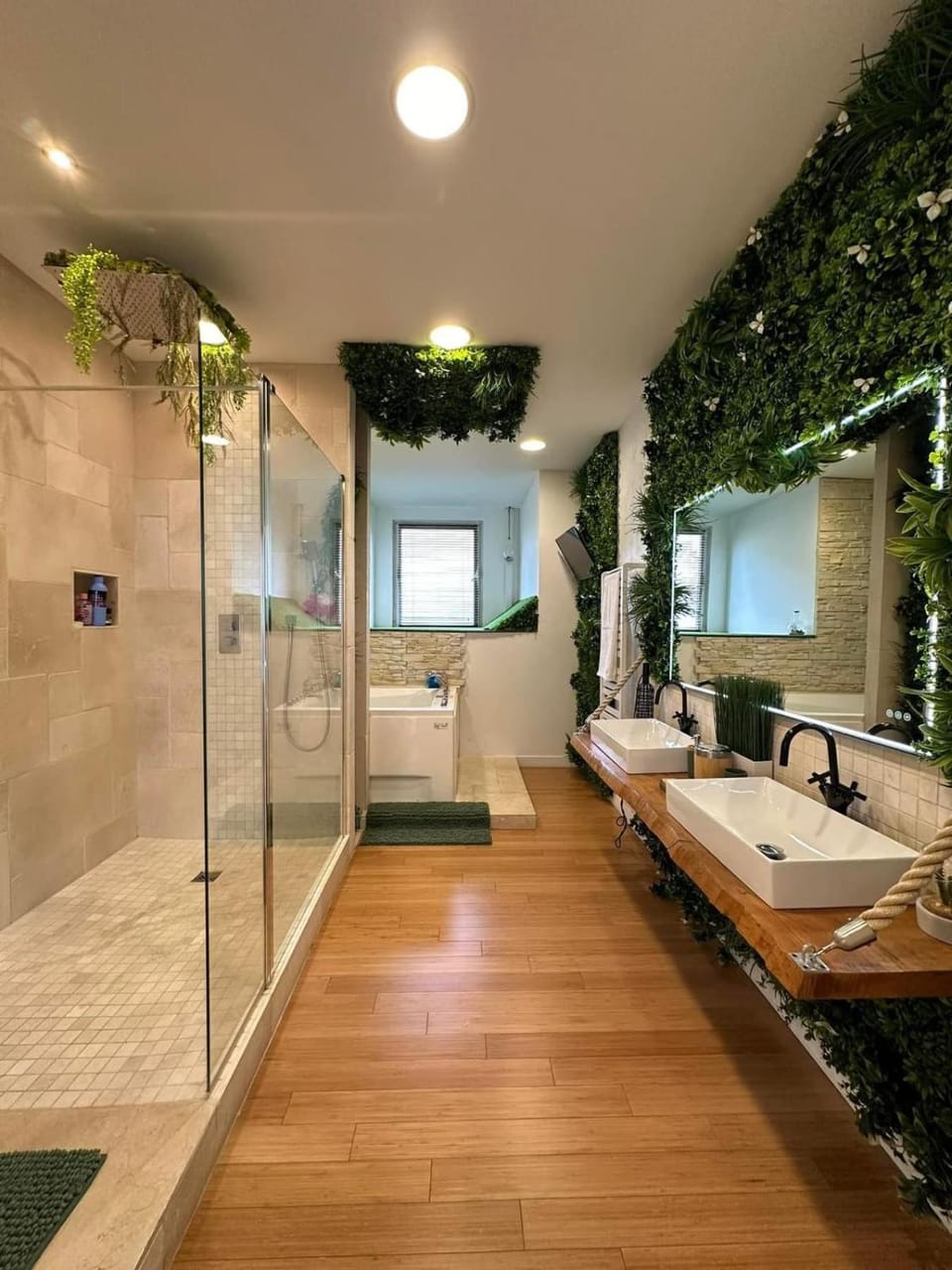 Loft atypique avec jacuzzi Apartment in Tarascon