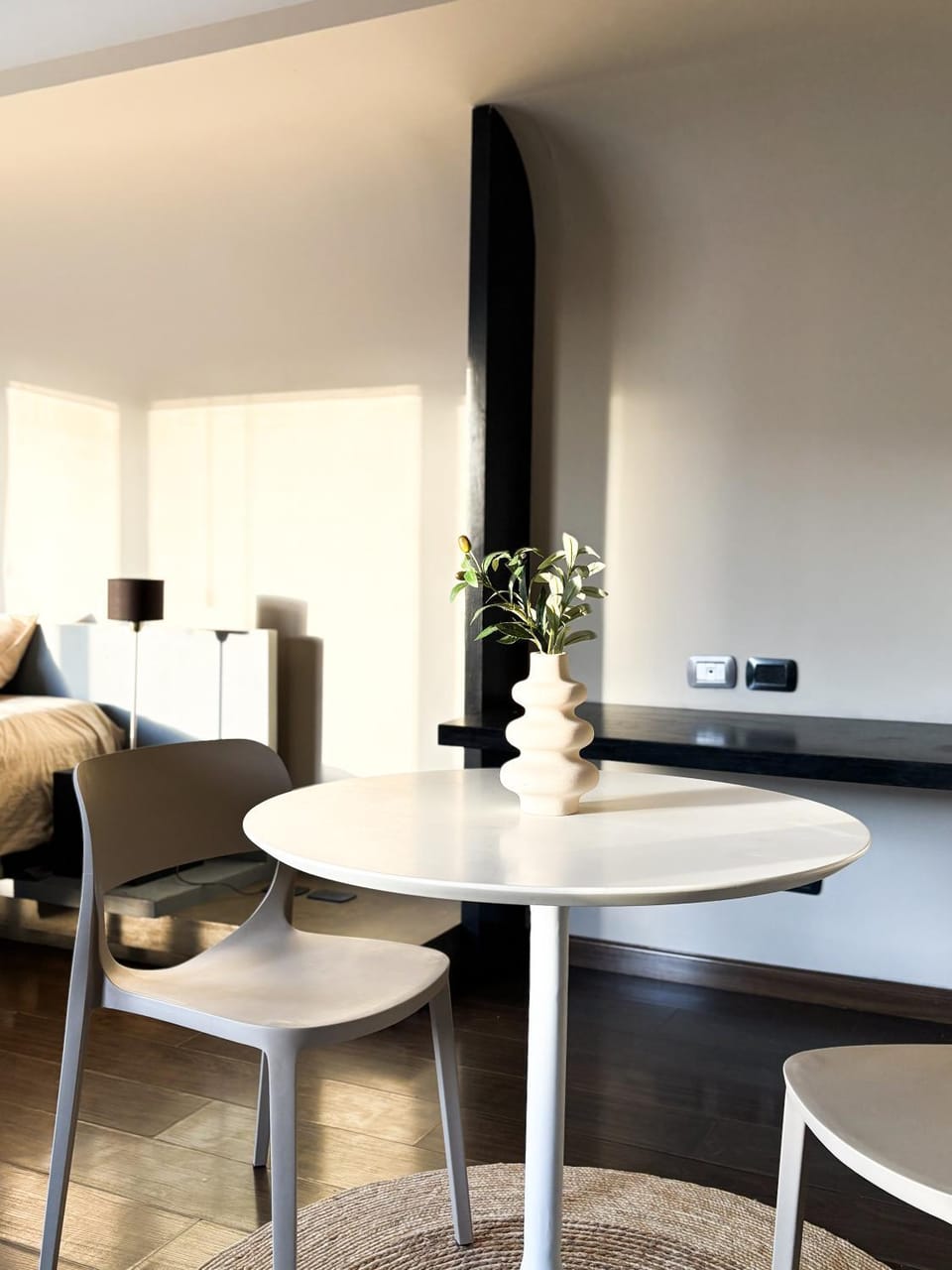 Seating area, Dining area